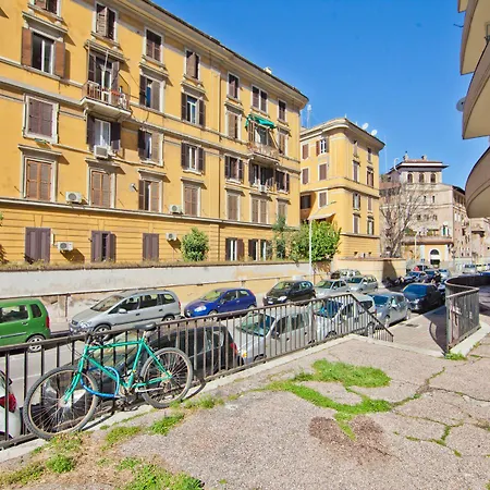 公寓 Porta Portese Colorful Flat 罗马