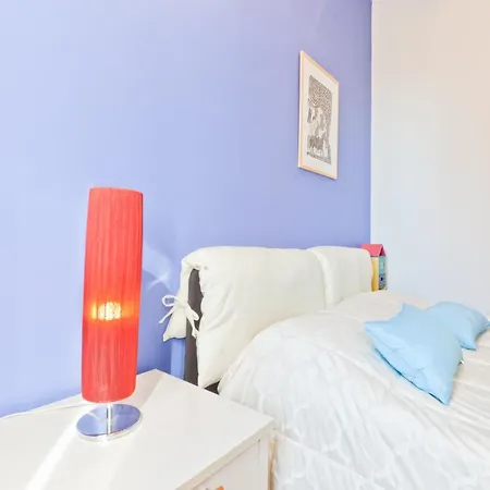 Porta Portese Colorful Flat *