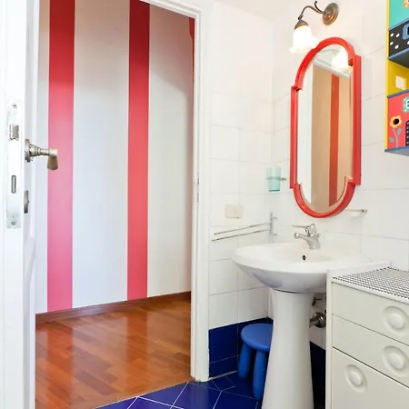 Porta Portese Colorful Flat